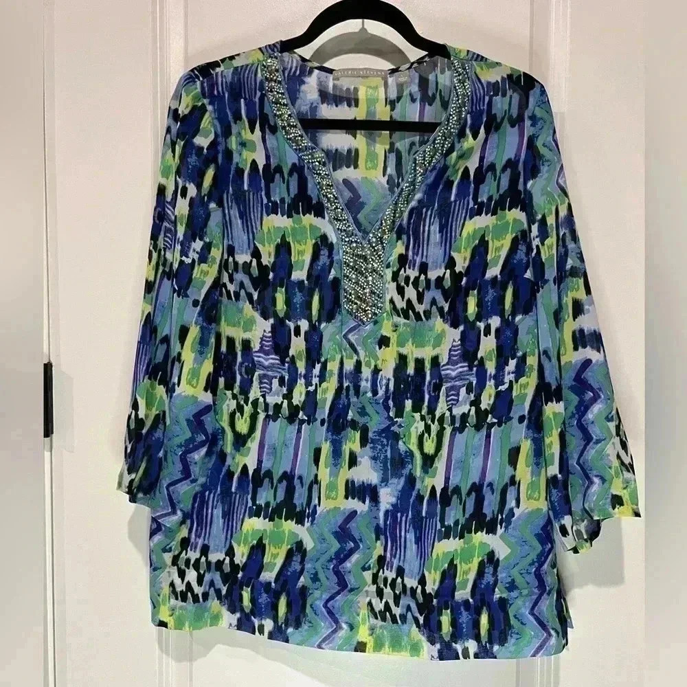 ♥️♥️ VALERIE STEVENS V-NECK BLOUSE SIZE L